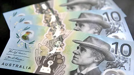 Nhận biết 10 AUD mới bằng cảm giác