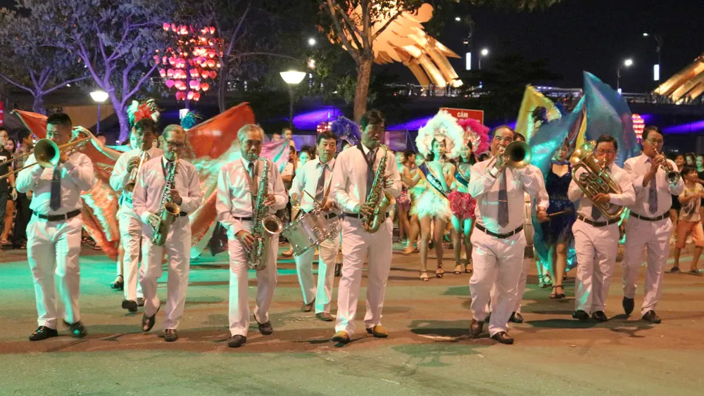 Văn hóa lễ hội hòa cùng nhịp sống đô thị ảnh 3