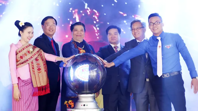 Nghi thức Khai mạc Gặp gỡ hữu nghị thanh niên Việt Nam - Lào 2017