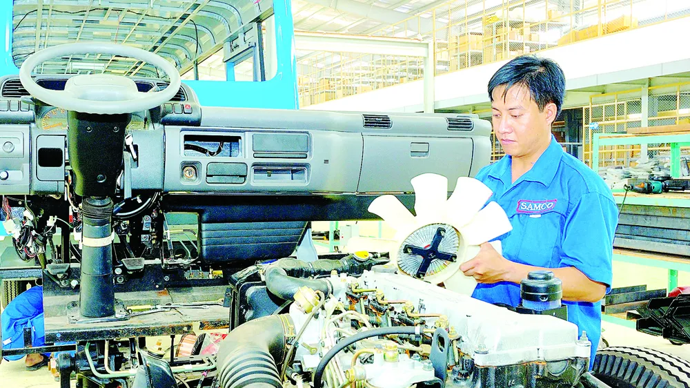 Sản xuất ô tô trong nước tại SAMCO Ảnh:  CAO THĂNG