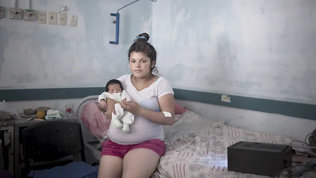 Mỹ Latinh báo động nạn mang thai sớm ở trẻ vị thành niên