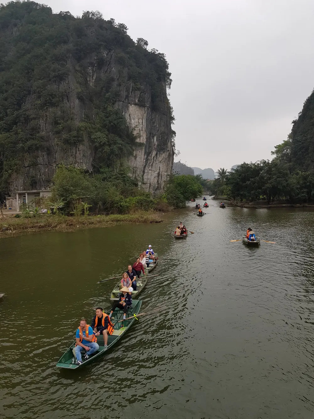 Quần thể danh thắng Tràng An bị xâm phạm nghiêm trọng  ảnh 1