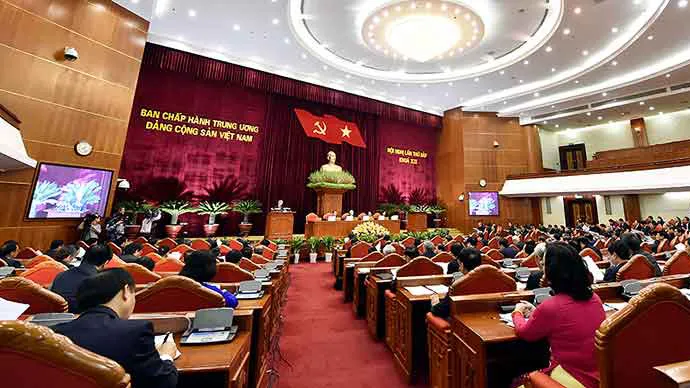 Hoàn thiện cơ chế kiểm soát quyền lực,  chống chạy chức, chạy quyền 