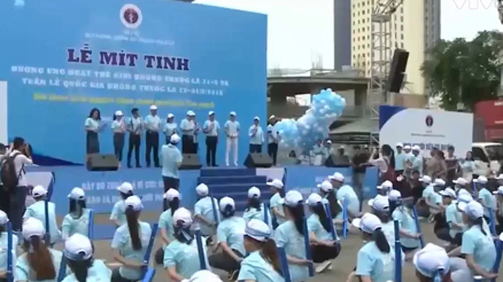 Quang cảnh buổi lễ mít tinh