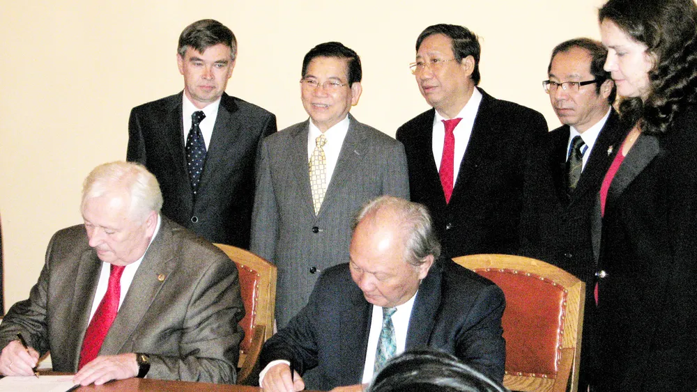 Đến với Ngày Văn hóa – Khoa học Nga tại Trường đại học Bình Dương ảnh 1