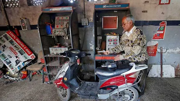 Ấn Ðộ quan tâm hơn đến xe điện