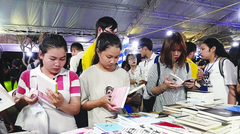 Văn trẻ & những cuộc dấn thân ảnh 1