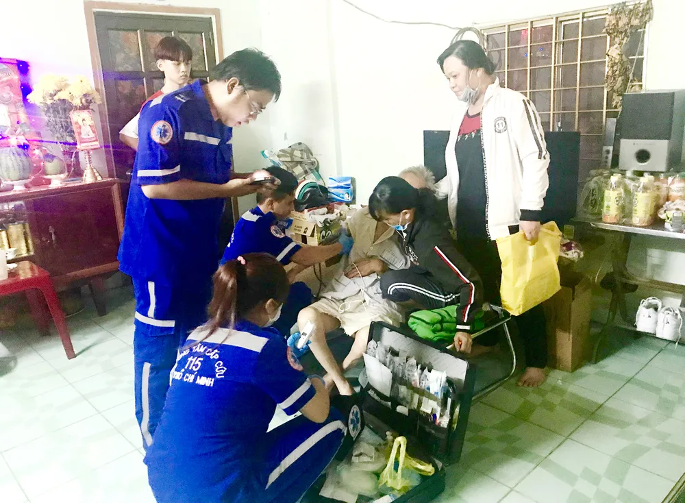 Xuyên tết vì người bệnh ảnh 1