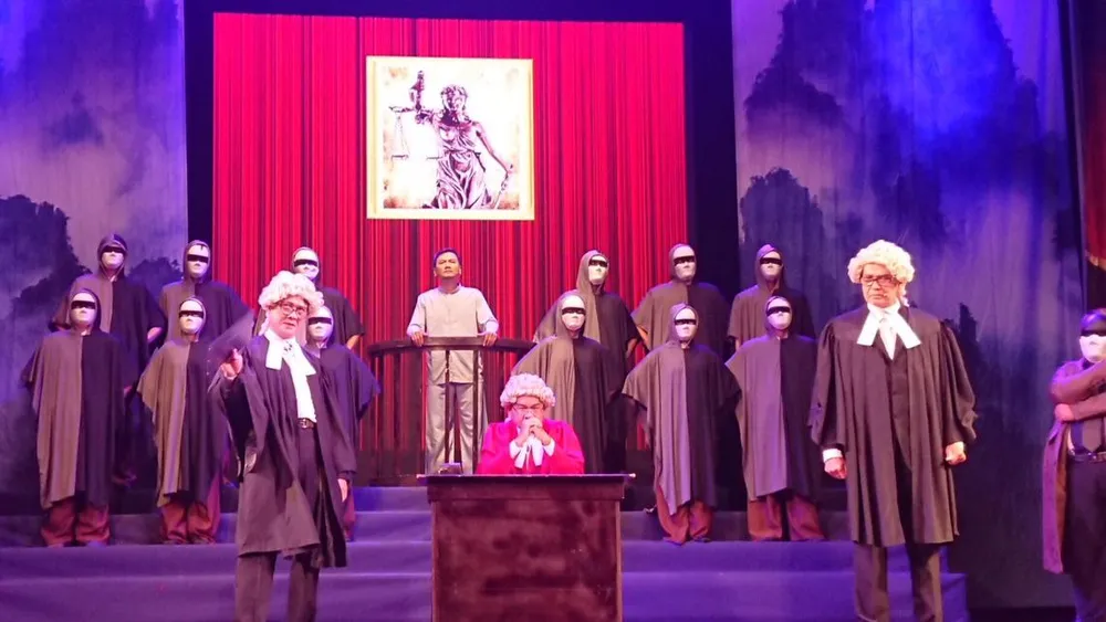 Một cảnh trong vở diễn “Tổ quốc nơi cuối con đường”