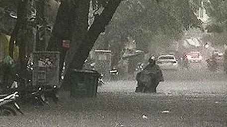 Mỗi năm, Hà Nội xóa được 2 điểm úng ngập