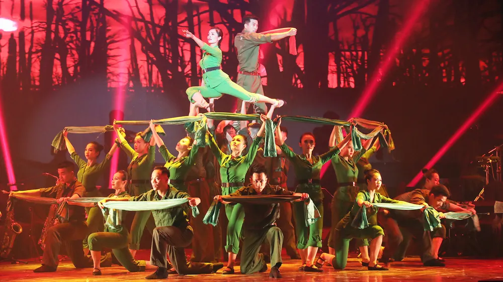 Nghệ thuật biểu diễn cần được hỗ trợ và nâng tầm  bởi công nghệ hiện đại 