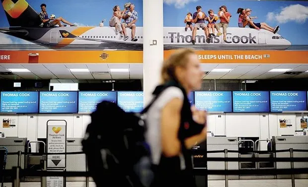 Đơn xin phá sản ngày 23/9 của Thomas Cook đã khiến gần 600.000 khách hàng của doanh nghiệp này bị mắc kẹt ở nhiều nơi trên thế giới. Ảnh: AFP