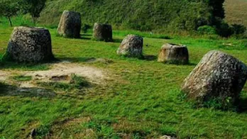 Cánh đồng chum ở Xiêng Khoảng, Lào