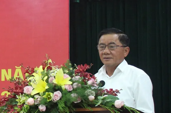 Đồng chí Trần Cẩm Tú, Bí thư Trung ương Đảng, Chủ nhiệm UBKT Trung ương phát biểu tại hội nghị