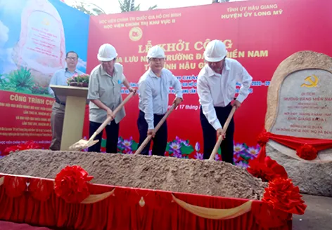 Khởi công xây dựng Bia lưu niệm Trường Đảng miền Nam