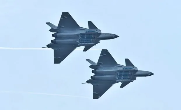 Máy bay chiến đấu tàng hình J-20 của Trung Quốc. Ảnh: Reuters