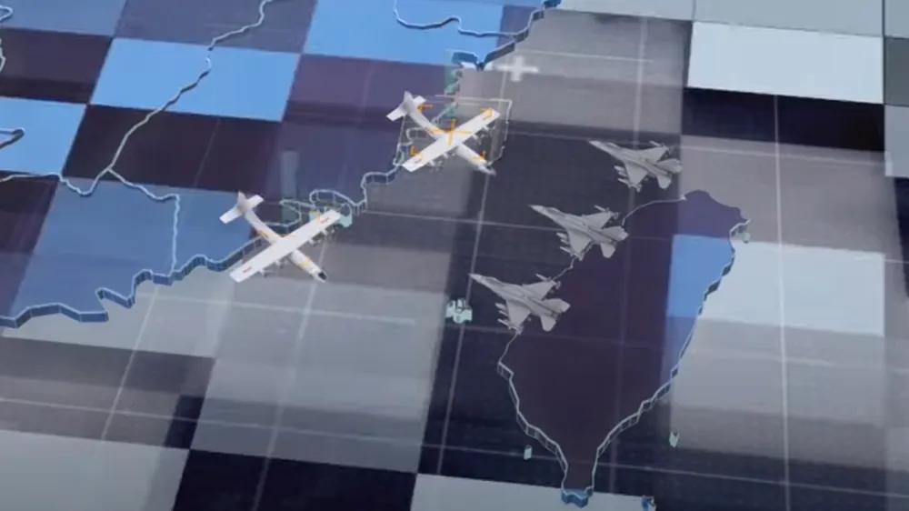 Hình ảnh cắt từ video “Thánh chiến H-6K tiến hành tấn công" được công bố trên tài khoản weibo của Không quân Trung Quốc hôm 19-9