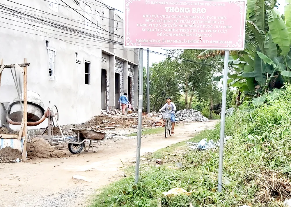 Một khu dân cư tự phát ở TP Cà Mau thiếu hạ tầng kỹ thuật