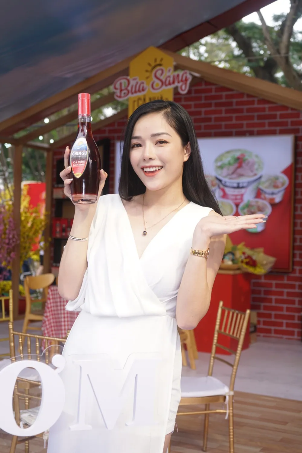 Đến Lễ hội Tết Việt, thưởng thức nước mắm CHIN-SU Cá Cơm Biển Đông ảnh 2