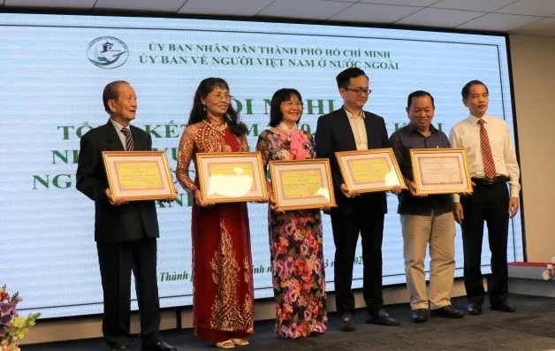 Kiều bào hướng về Thành phố Hồ Chí Minh cùng đồng tâm chống dịch Covid-19 ảnh 2