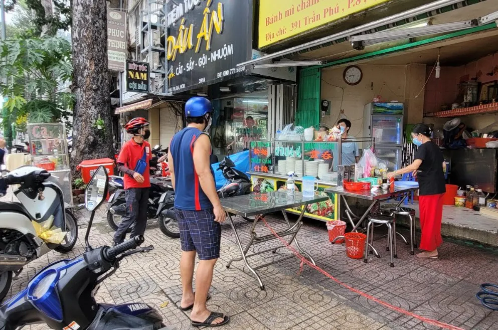 Hỗ trợ, giám sát đơn vị kinh doanh mở cửa an toàn ảnh 2