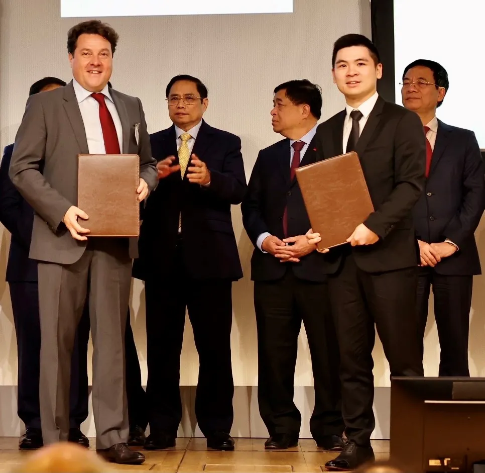 T&T GROUP và TOTAL hợp tác đầu tư 3 tỷ USD phát triển năng lượng tái tạo tại Việt Nam           ảnh 2