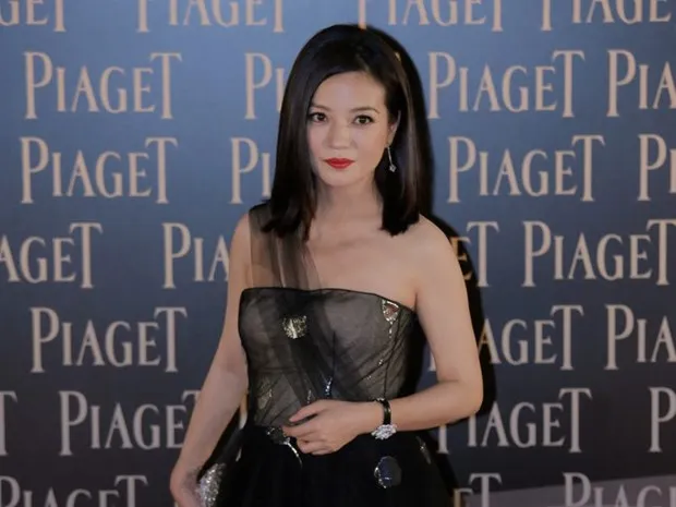 Nữ diễn viên Triệu Vy được cho là bị kiểm soát chặt chẽ vì những hành vi không chuẩn mực. Nguồn: AP