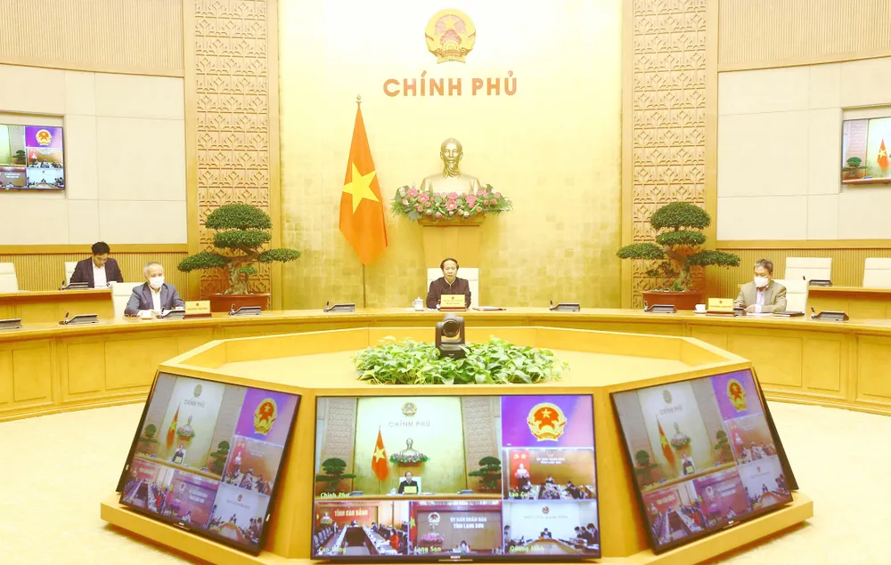 Phó Thủ tướng Lê Văn Thành phát biểu tại buổi họp