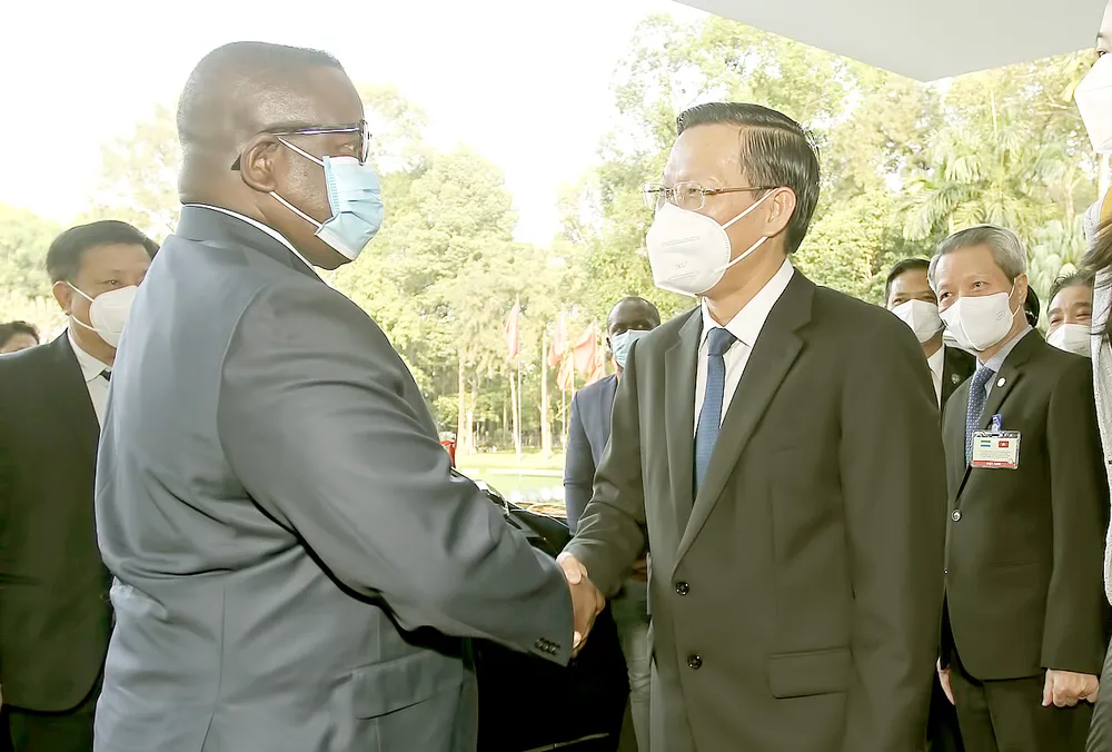 Chú trọng hợp tác nông nghiệp,  công nghệ giữa TPHCM và Sierra Leone ảnh 1