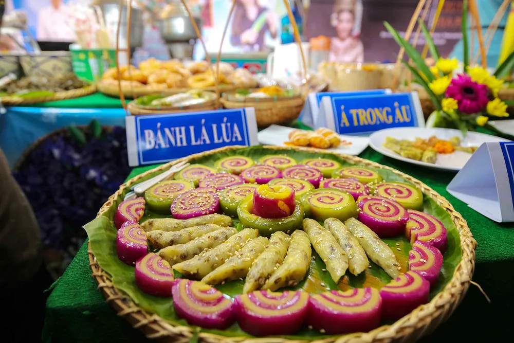 Rực rỡ sắc màu bánh dân gian ảnh 8