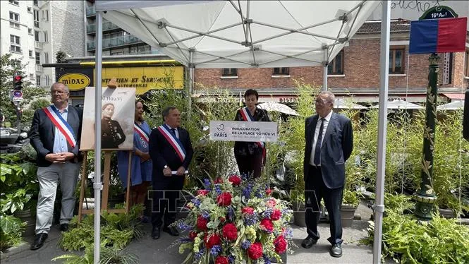 Một quảng trường tại Paris được đặt tên người Việt Nam ảnh 1