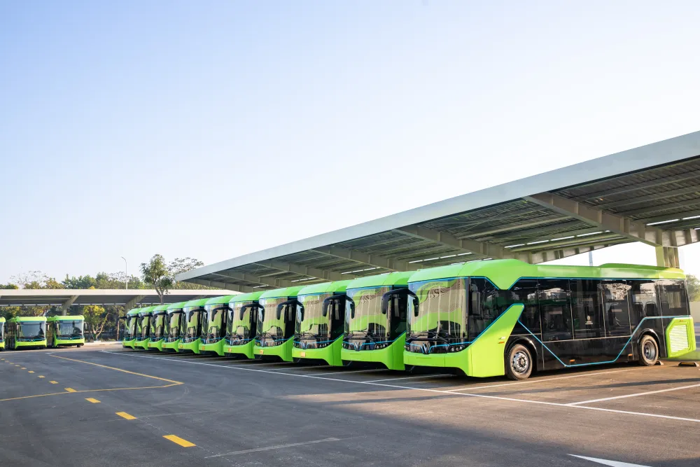 ADB thu xếp gói tín dụng biến đổi khí hậu trị giá 135 triệu USD phát triển giao thông xanh tại Việt Nam  ảnh 1