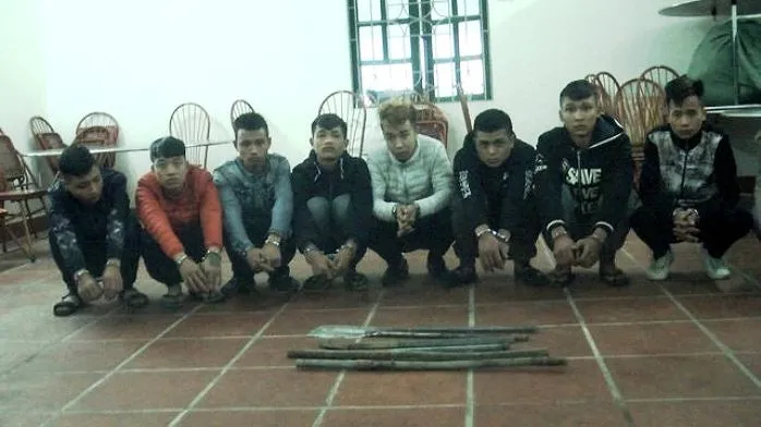 Làm rõ nhóm “trẻ trâu” mang hung khí lên cao tốc chặn xe "xin đểu" ảnh 1