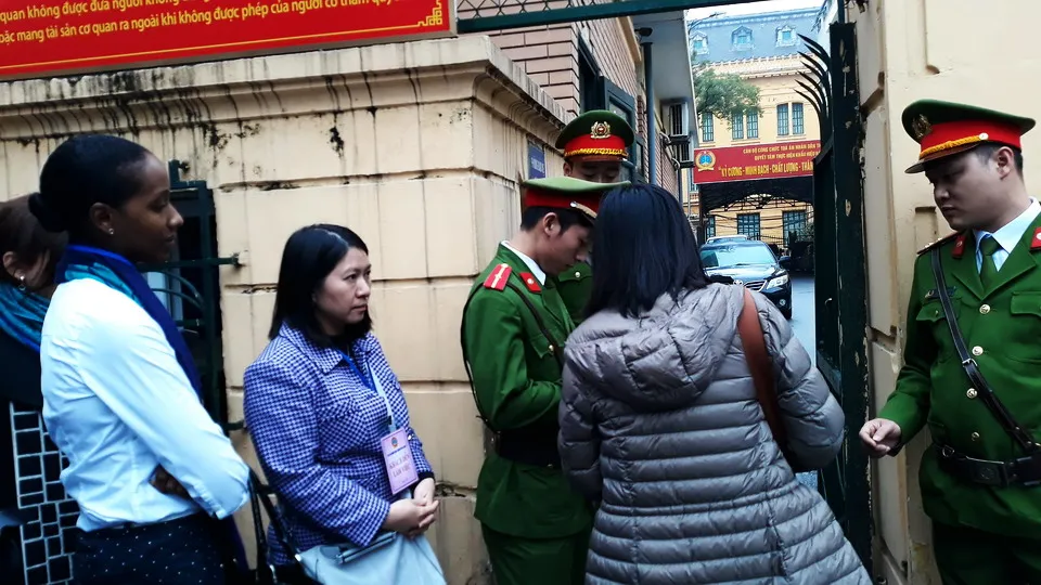 Triệu tập nhiều người có nghĩa vụ, quyền lợi tới phiên tòa xét xử Trịnh Xuân Thanh ảnh 3