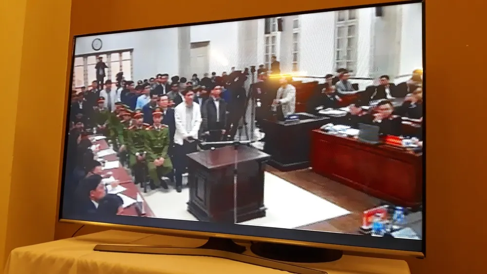 Ông Đinh La Thăng bị phạt 13 năm tù, Trịnh Xuân Thanh tù chung thân ảnh 2