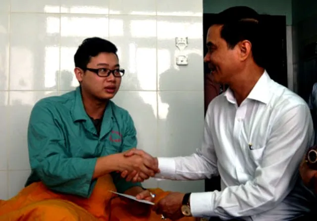 Đề nghị truy cứu trách nhiệm người nhà sản phụ hành hung bác sĩ ở Yên Bái  ảnh 1