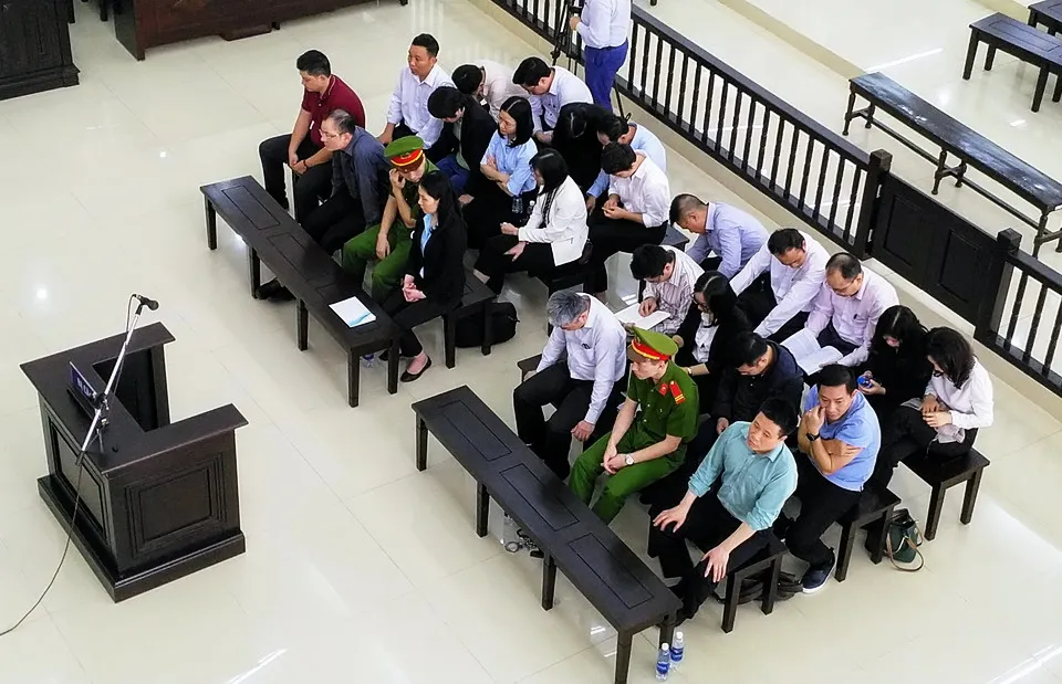 Xử phúc thẩm Hà Văn Thắm và đồng phạm gây thiệt hại gần 2.000 tỷ đồng ở OceanBank ảnh 1