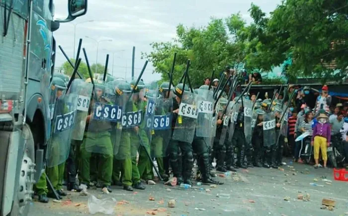 Xử nghiêm các đối tượng cầm đầu gây rối ở Bình Thuận ảnh 2