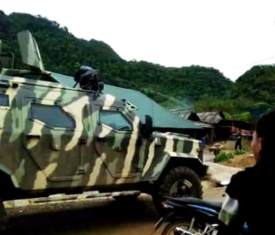 Xe bọc thép và hàng trăm đặc nhiệm tấn công hang ổ ma túy lớn nhất Sơn La  ảnh 1