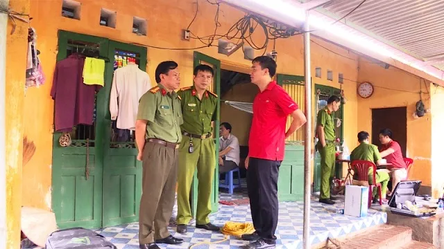 Khởi tố vụ án giữa đêm lẻn vào nhà đâm chết 2 vợ chồng  ảnh 2