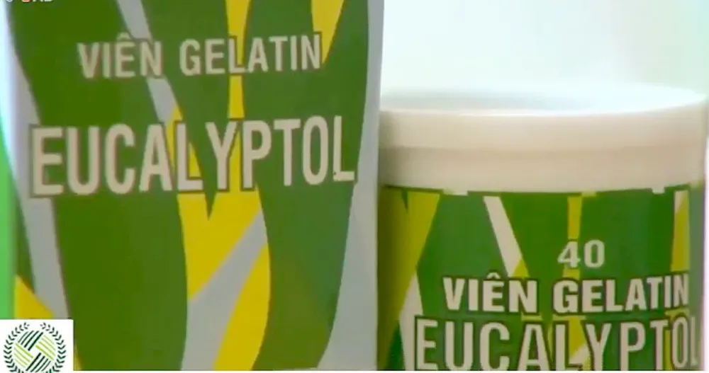 Làm rõ thuốc ho bẩn làm từ dầu ăn và phẩm màu ở TP HCM ảnh 1