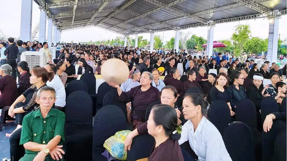 Truy điệu trọng thể Chủ tịch nước tại xã Quang Thiện - Đất mẹ quê hương ngóng mong ảnh 3