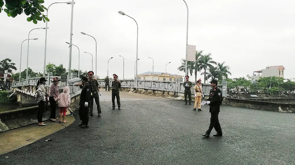 Truy điệu trọng thể Chủ tịch nước tại xã Quang Thiện - Đất mẹ quê hương ngóng mong ảnh 9