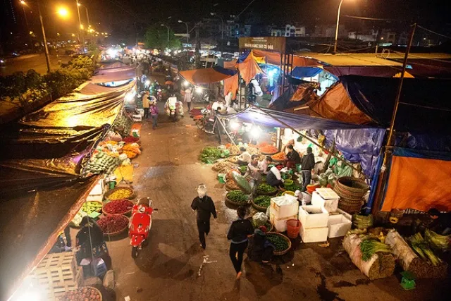 Xử lý trách nhiệm lãnh đạo để xảy ra bảo kê ở chợ Long Biên ảnh 2