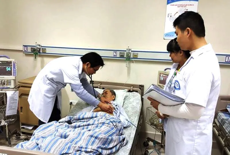 Phản bác quy định văn bằng bác sĩ chuyên khoa tương đương cử nhân ảnh 2