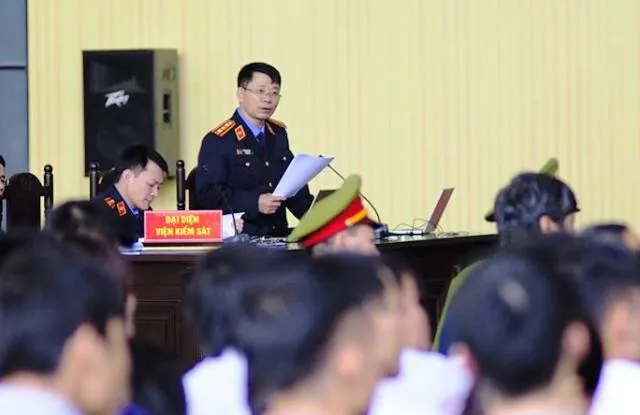 Xét xử “đại án” đánh bạc hàng ngàn tỷ: Đường dây đánh bạc được “bảo kê” như thế nào? ảnh 1