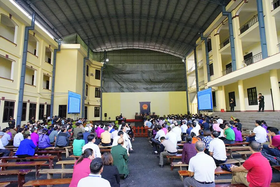 Xét xử “đại án” đánh bạc hàng ngàn tỷ: Thua sạch tiền lừa đảo ảnh 3