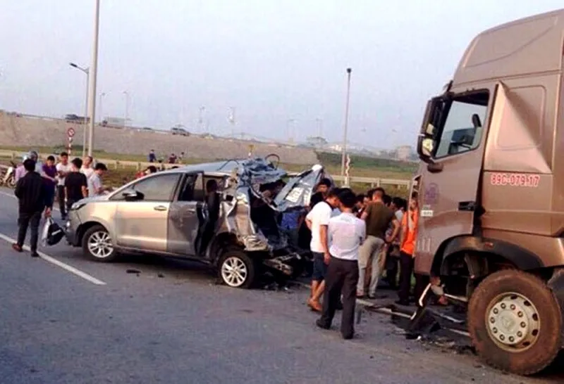 Kháng nghị hủy 2 bản án vụ đâm vào xe đi lùi trên cao tốc Hà Nội - Thái Nguyên ảnh 1