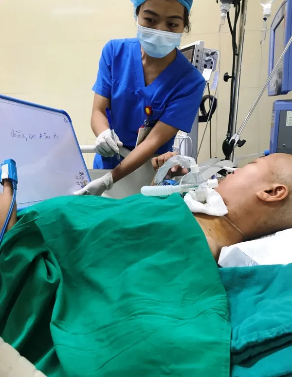 Nỗ lực hết tâm sức để hai mẹ con sản phụ mắc ung thư sớm được gặp nhau ảnh 2