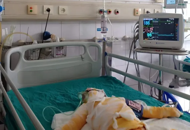 Vụ dạy “kỹ năng sống” khiến 3 trẻ bỏng nặng: Công an làm rõ trách nhiệm những người liên quan ảnh 1